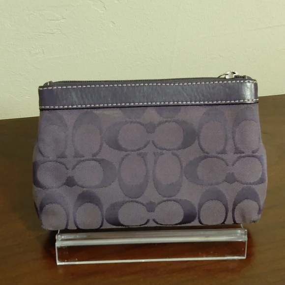 Coach Signature Pleated Zipper Pouch Purple - Picture 2 of 8